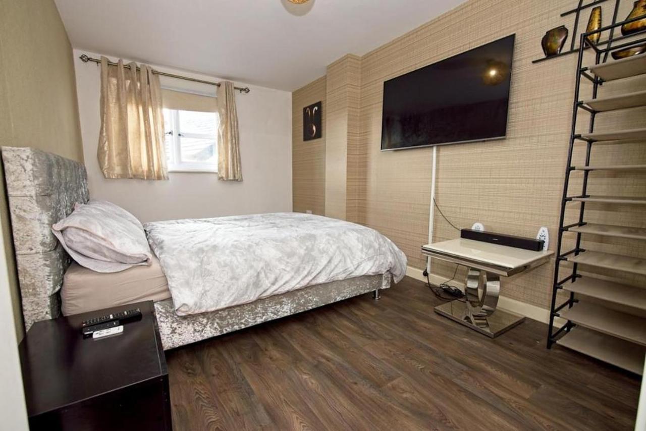 Five Star Rated Condo Manchester Exterior photo